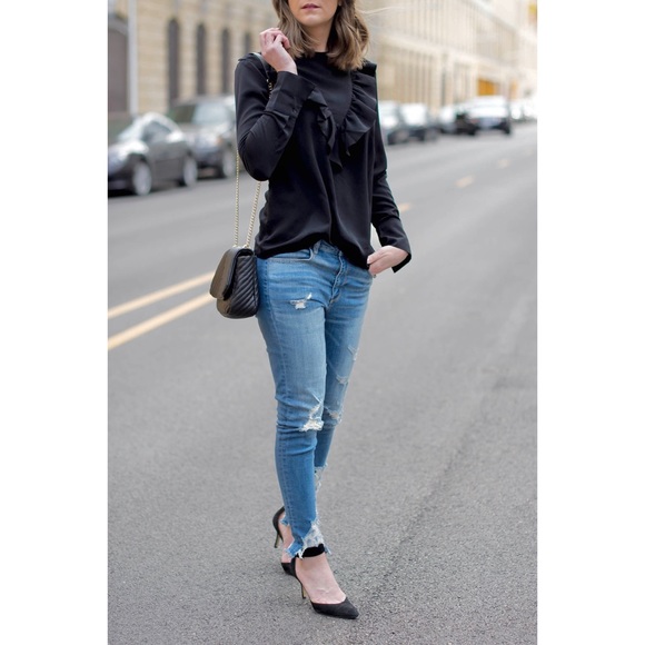 ♣️ (Make an Offer!) • H&M Ruffle Trim Satin Blouse - Picture 10 of 11